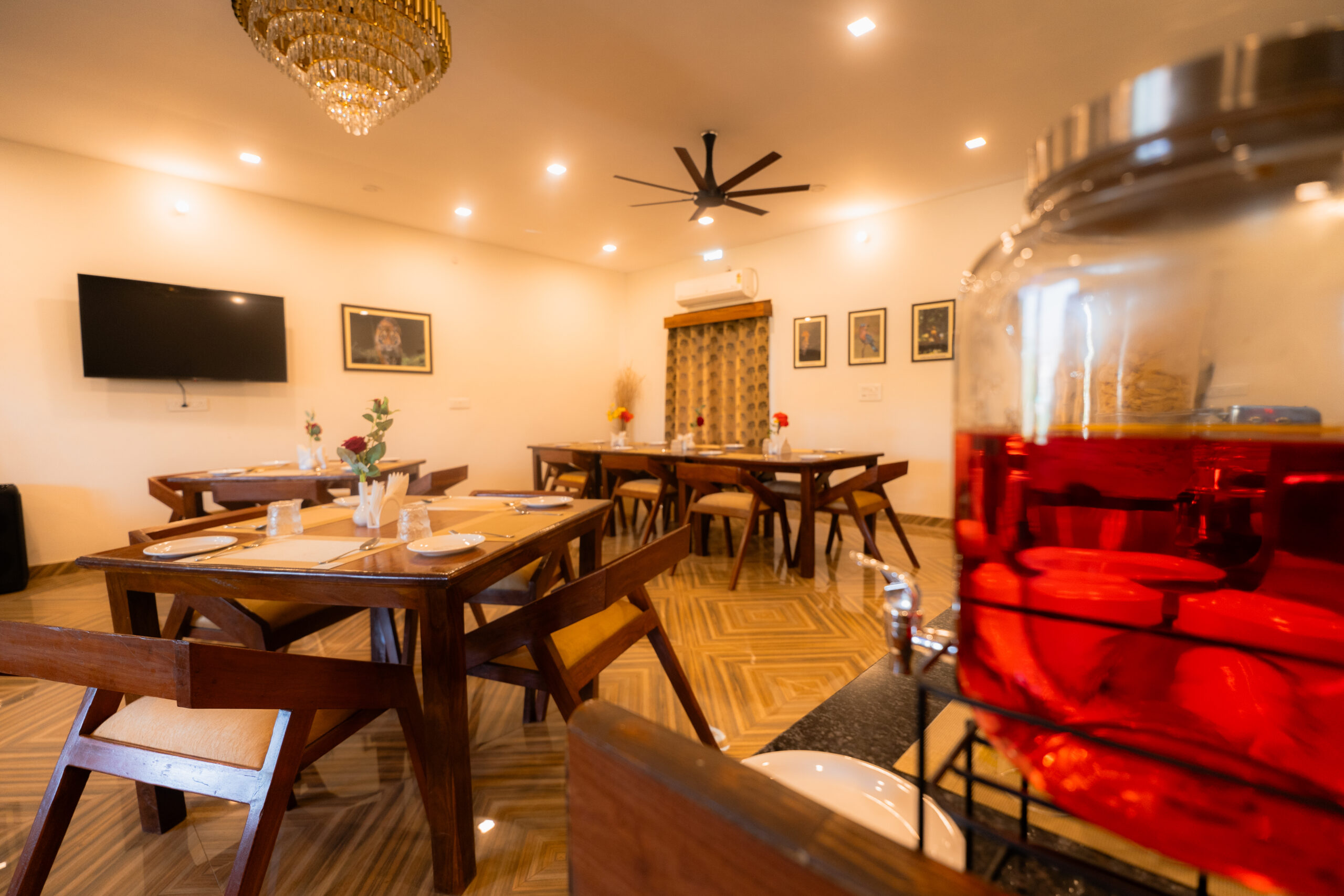 ranthambhore_ghati_amenities3_image_in-house-restaurent